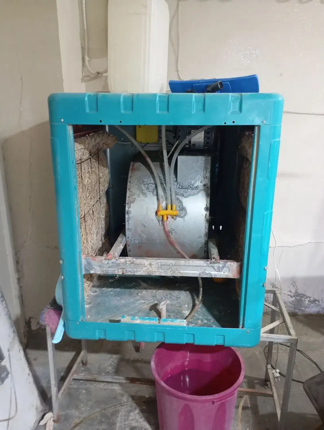 کولر ابی نو|کولر آبی|سراوان, |دیوار