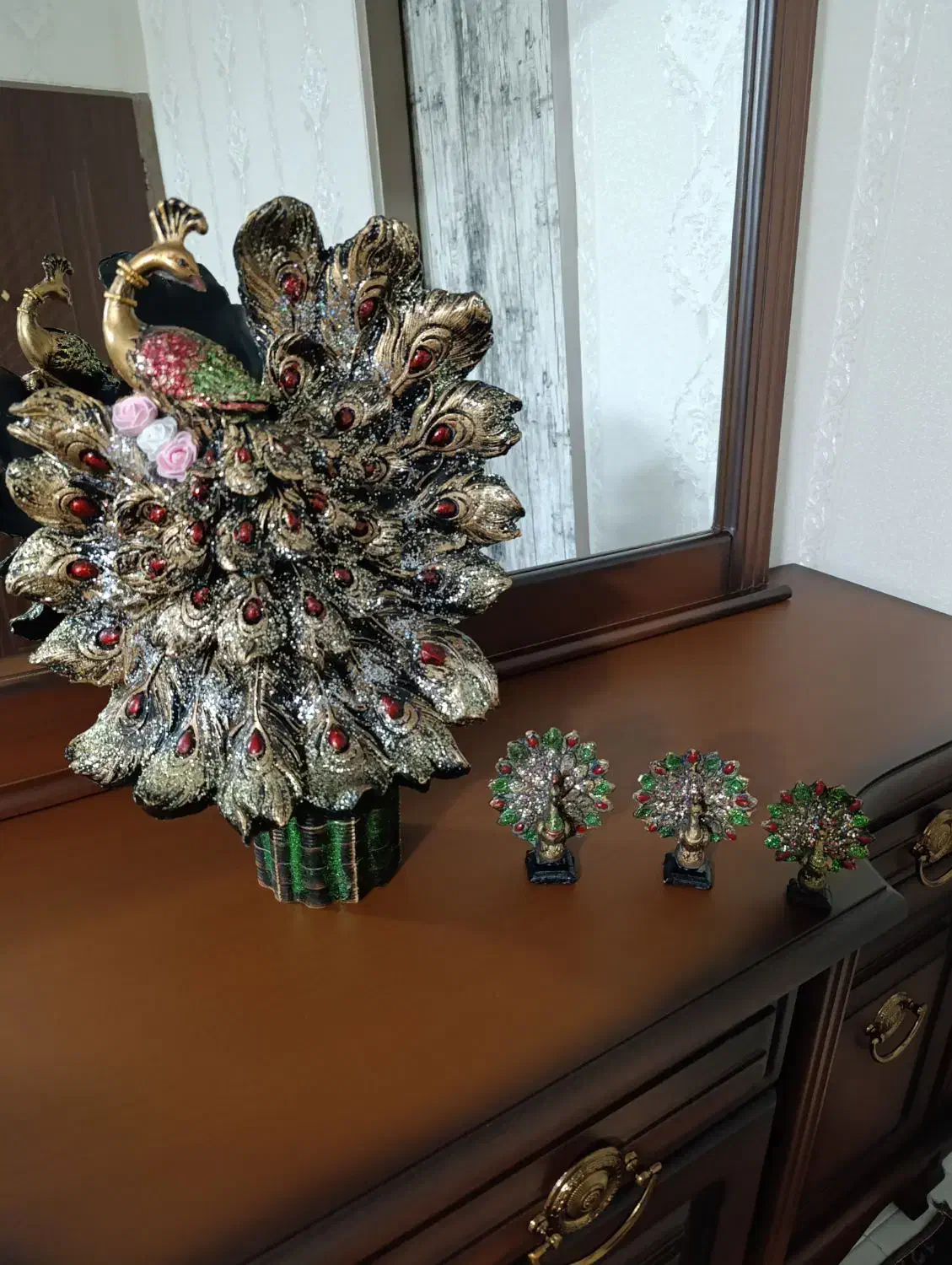 طاووس زیبا|صنایع دستی و سایر لوازم تزئینی|کرج, خرمدشت|دیوار