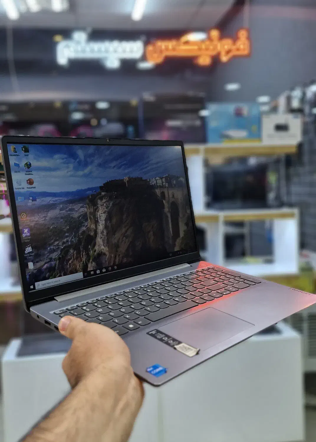 لپتاپ تمام قسط Lenovo Ideapad حافظه 1ترا + 512 SSD|رایانه همراه|تبریز, |دیوار