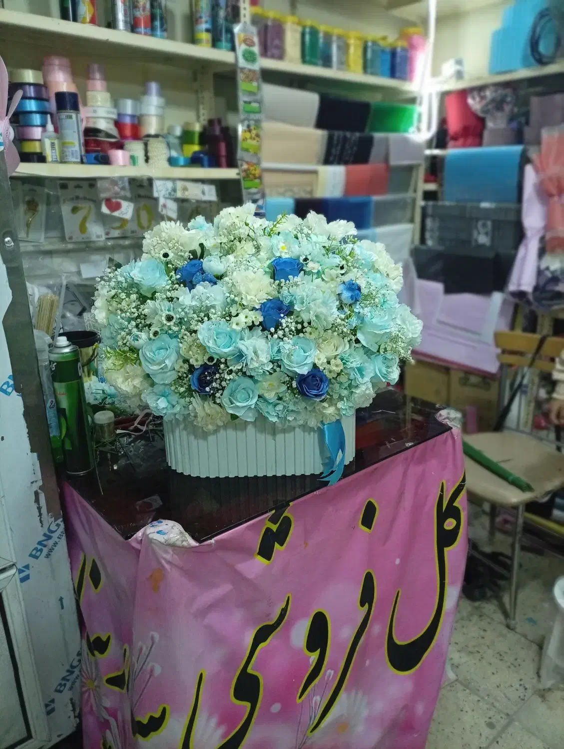 باکس گل رزوشاخه شکوفه|گل مصنوعی|اسفرورین, |دیوار