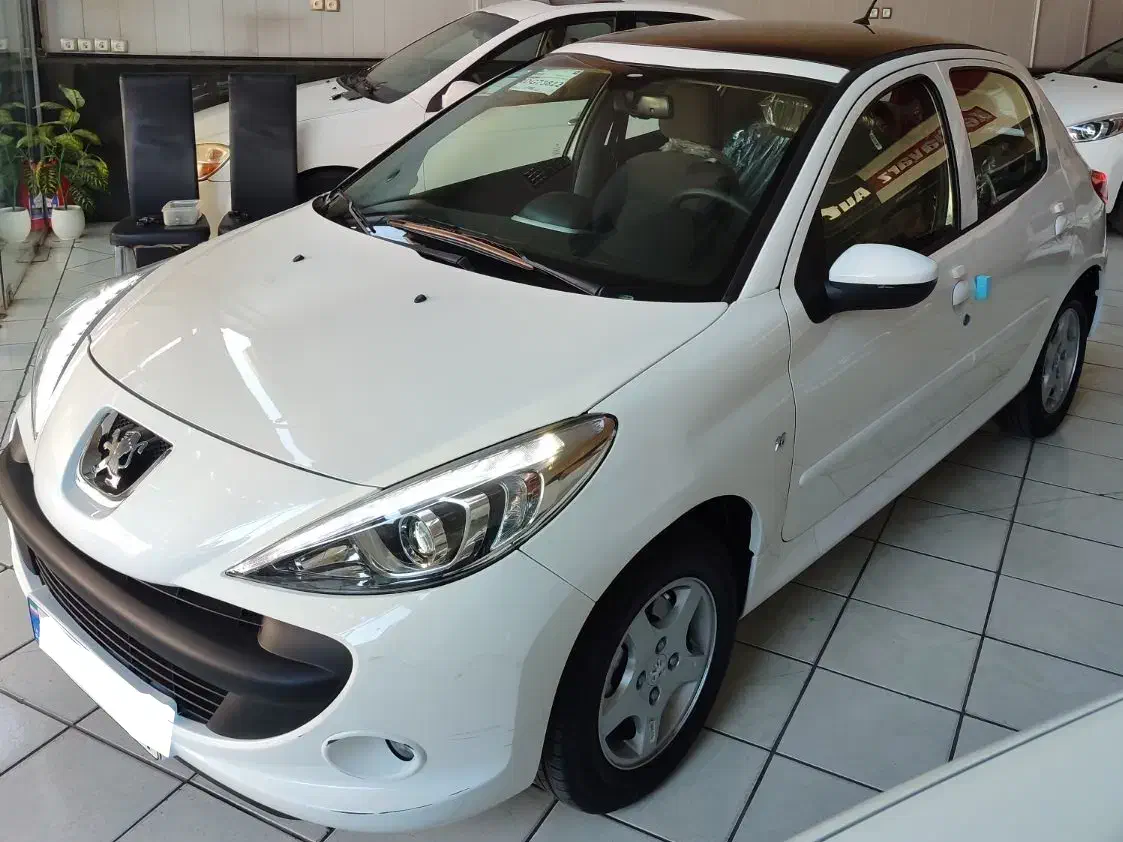 پژو۲۰۷ TU5 ارتقاء یافته مدل ۱۴۰۳|خودرو سواری و وانت|شیراز, سیلو|دیوار