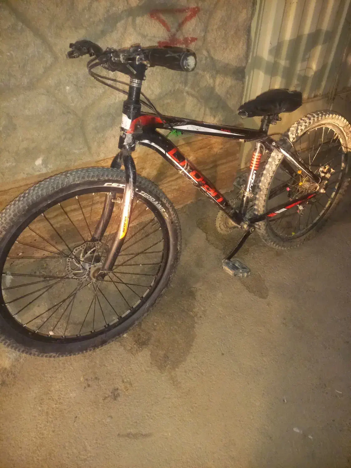 دوچرخه تنه آلمینیومی|دوچرخه، اسکیت، اسکوتر|خمینی‌شهر, |دیوار