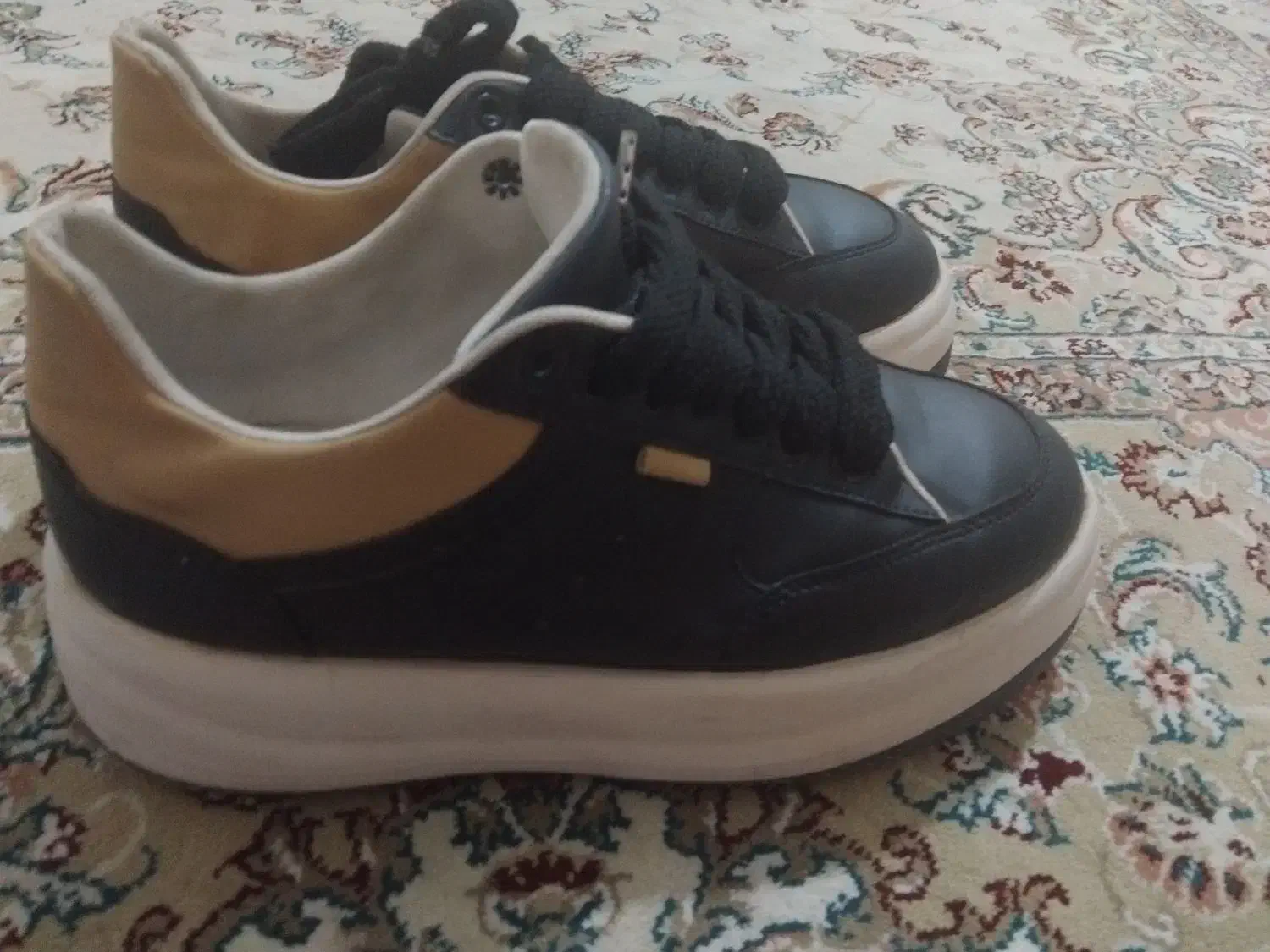 کالج و کتونی|کیف، کفش، کمربند|کرج, ملک‌آباد|دیوار