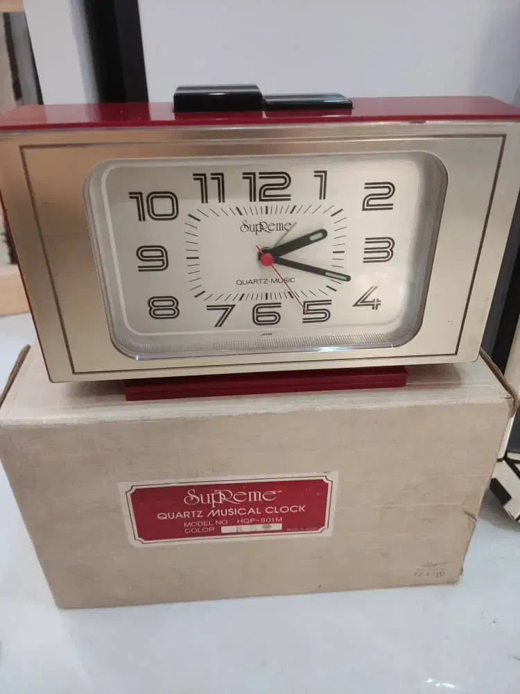 اتو قدیمی سالم|کلکسیون اشیاء عتیقه|تهران, تهرانپارس غربی|دیوار