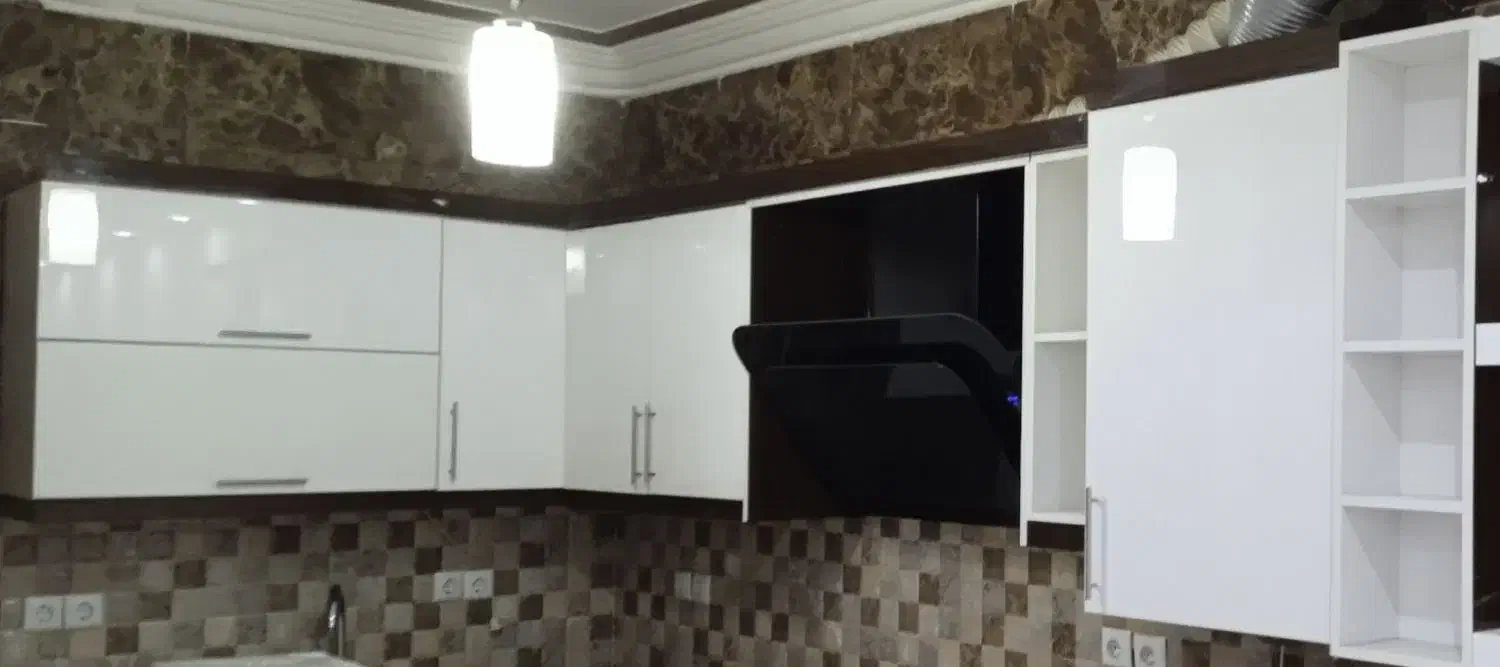 کابینت هوایی های گلاس بهمراه هود کن|مصالح و تجهیزات ساختمان|کاشمر, |دیوار