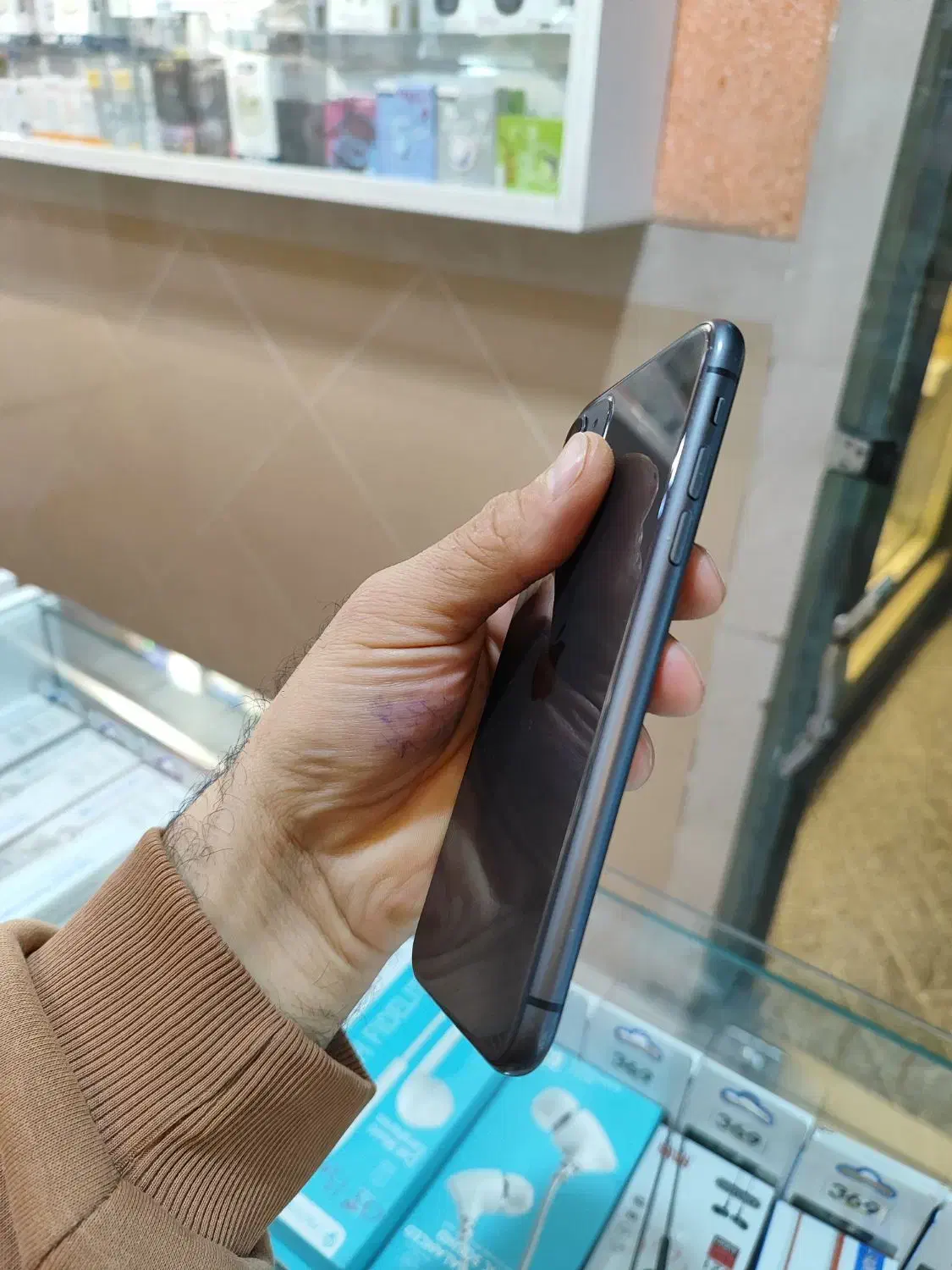 ایفون ۱۱ باحافظه ۱۲۸ گیگ تک سیم کارت|موبایل|گنبد کاووس, |دیوار