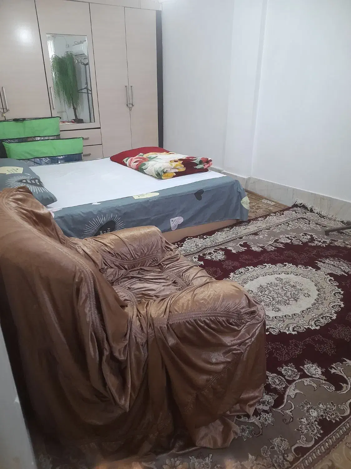 سوییت‌مرکزشهر|اجارهٔ کوتاه‌مدت آپارتمان و سوئیت|لاهیجان, کوی آزادگان|دیوار