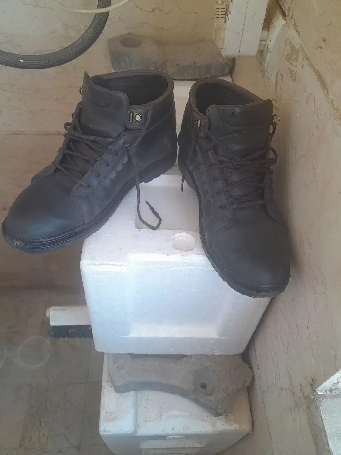 بوت چرمی سایز ۴۲|کیف، کفش، کمربند|اندیشه, شهرک المهدی|دیوار