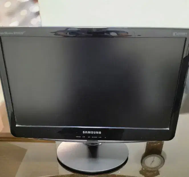 Samsung b1955 lcd مانیتور ۱۹ اینچ|قطعات و لوازم جانبی رایانه|تهران, علی‌آباد|دیوار