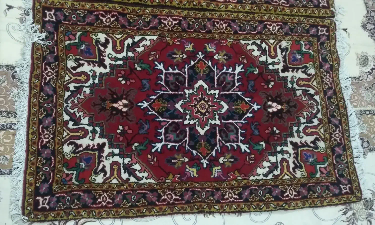 فرش دستبافت هریس|فرش|ملارد, |دیوار