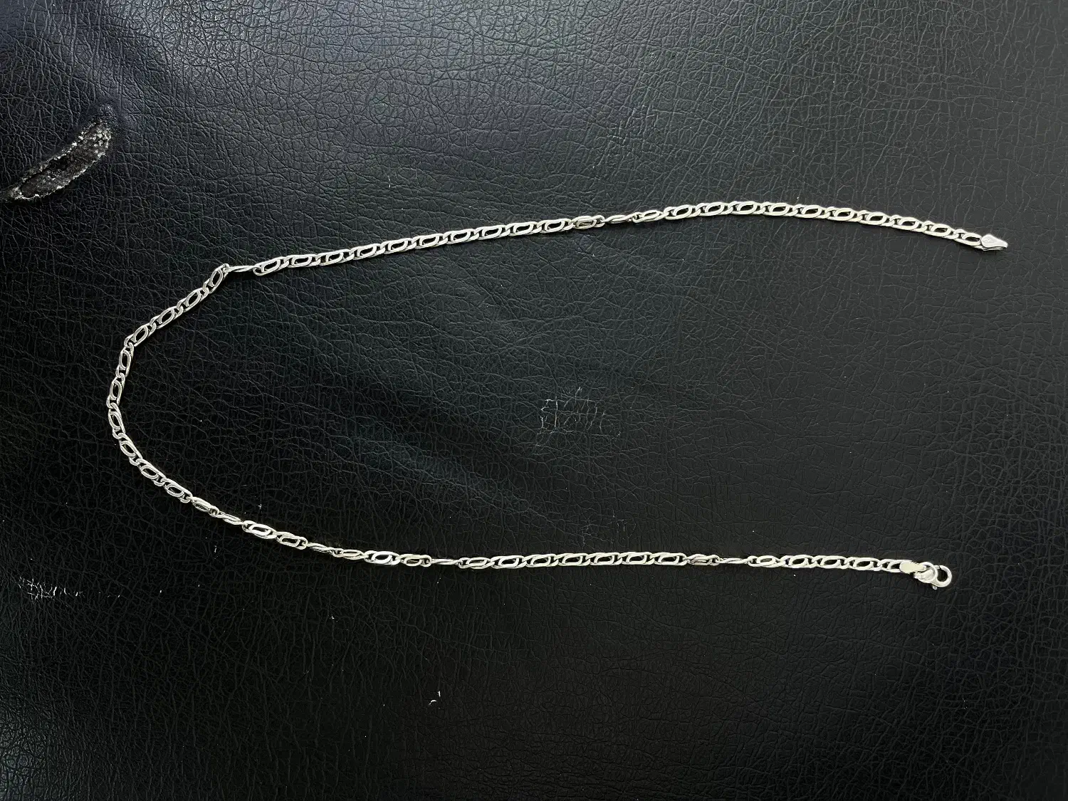 زنجیر نقره|جواهرات|شوشتر, |دیوار