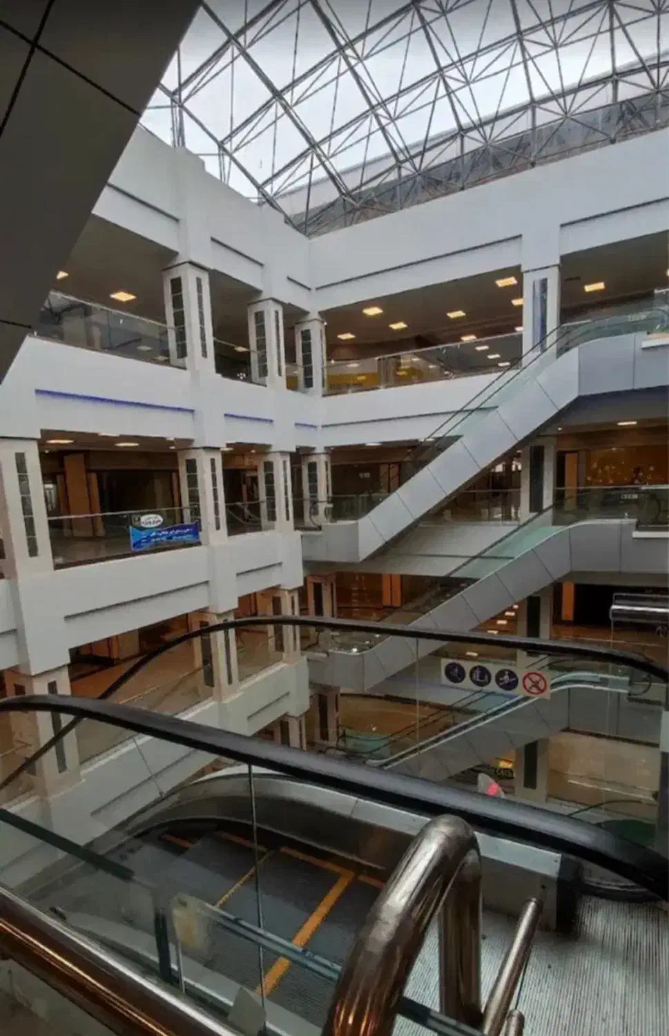 اجاره مغازه ۲۴ متری پاساژ آفتاب ۲|اجارهٔ مغازه و غرفه|گرگان, |دیوار