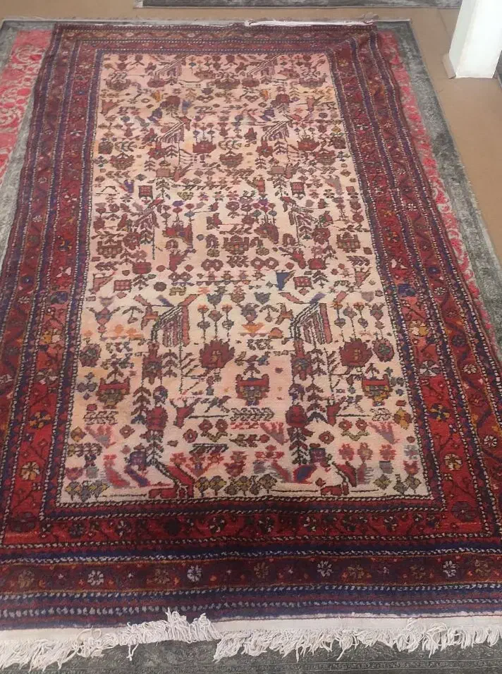 فرش دستباف|فرش|قم, دروازه چوبی|دیوار