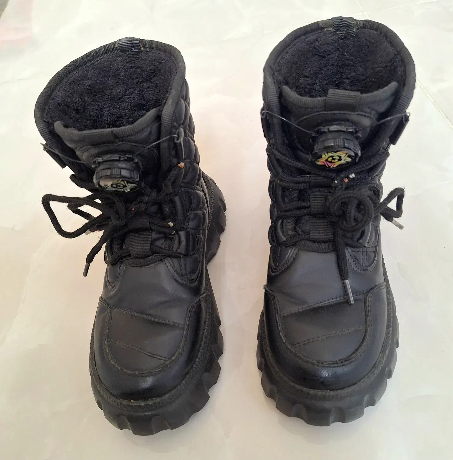 پوتین ، مناسب ۸و ۹ سال دخترانه ، درحد کاملا نو|کفش و لباس بچه|مرند, |دیوار