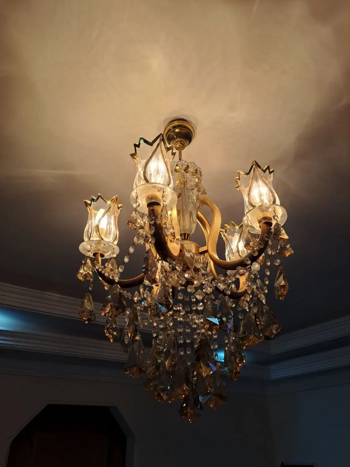 دو عدد لوستر ۵ شاخه تمام کریستال و پرده دو مکانیزم|لوستر و چراغ آویز|ری, فیروزآبادی|دیوار