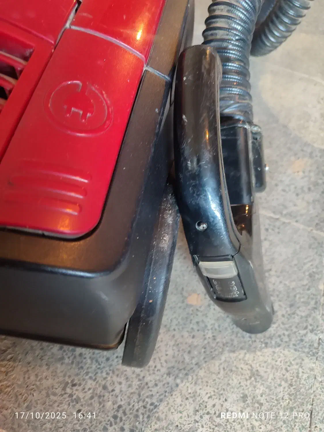 جاروبرقی|جاروبرقی، جارو شارژی، بخارشو|شیراز, ریاستی|دیوار