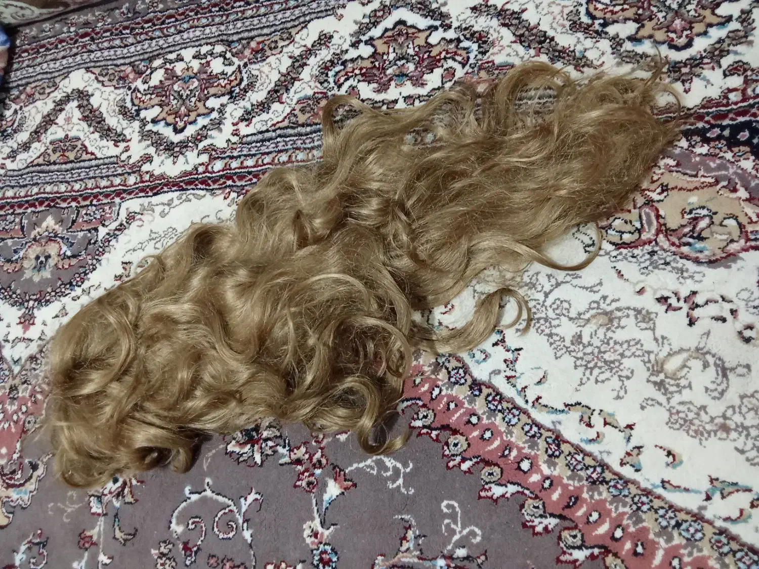 گوشواره|بدلیجات|مشهد, طبرسی شمالی|دیوار