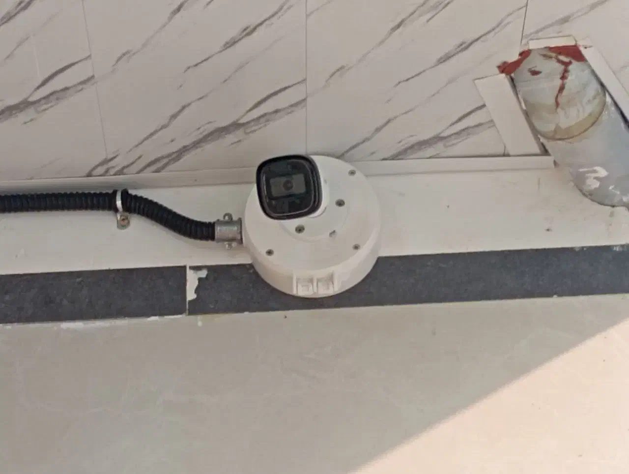 فروش و نصب دوربین مداربسته برند معتبر جهانی داهوا|دوربین مداربسته|ماهدشت, |دیوار