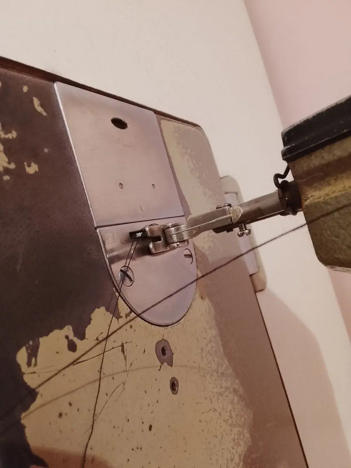 چرخ خیاطی ژوکی ۵۵۵|چرخ خیاطی و ریسندگی|هشتگرد, هیو|دیوار