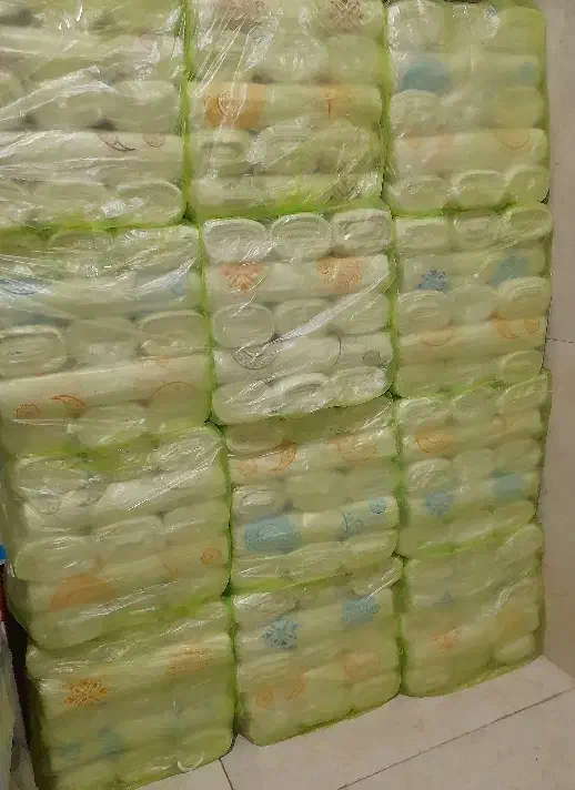 سفره یکبارمصرف|ظروف نگهدارنده، پلاستیکی، یک‌بارمصرف|سنندج, |دیوار