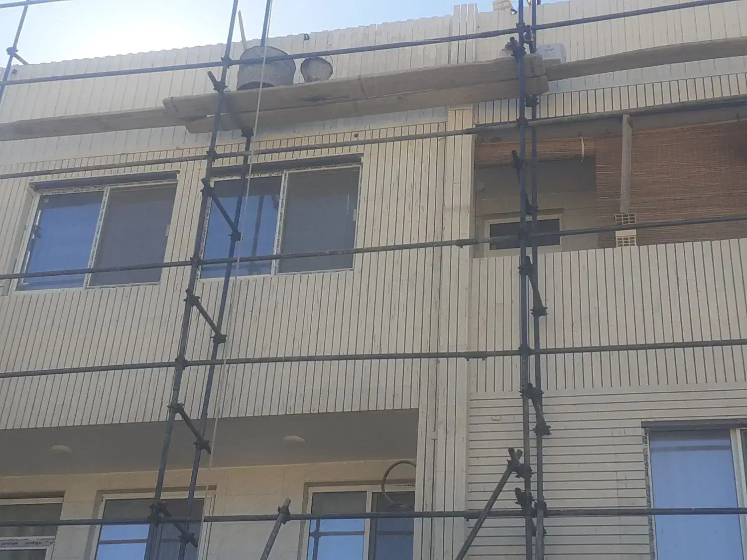 اجرای نمای آجر وسنگ،سفال وسرامیک|خدمات پیشه و مهارت|شهرکرد, |دیوار