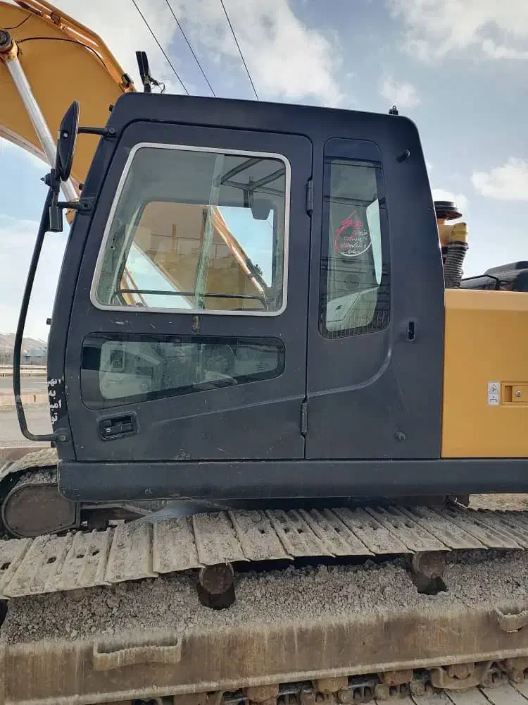 بیل مکانیکی هیوندا|خودرو سنگین|تبریز, |دیوار