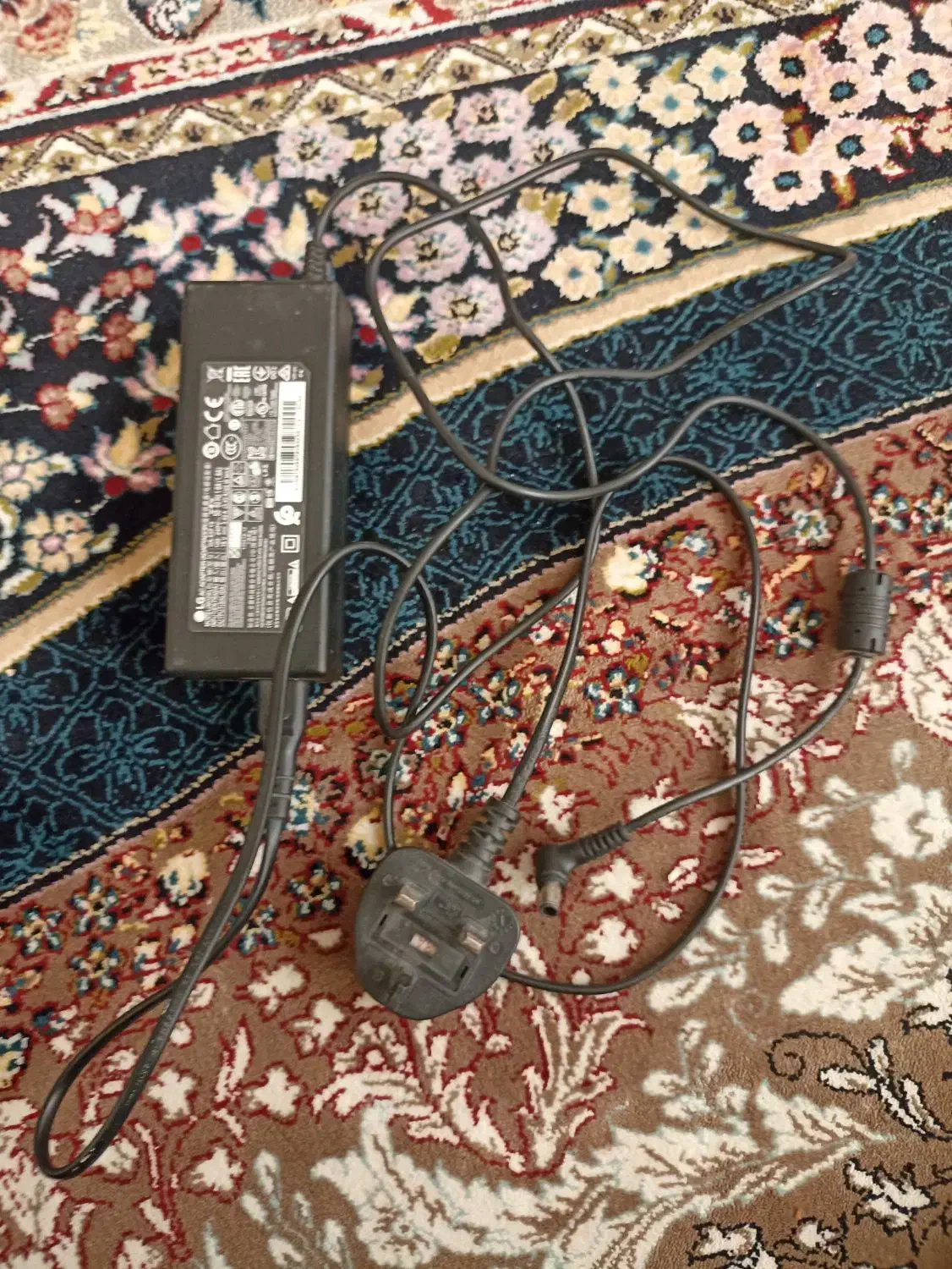 اداپتور اصلی تلویزیون ال جی|تلویزیون و پروژکتور|ایلام, |دیوار