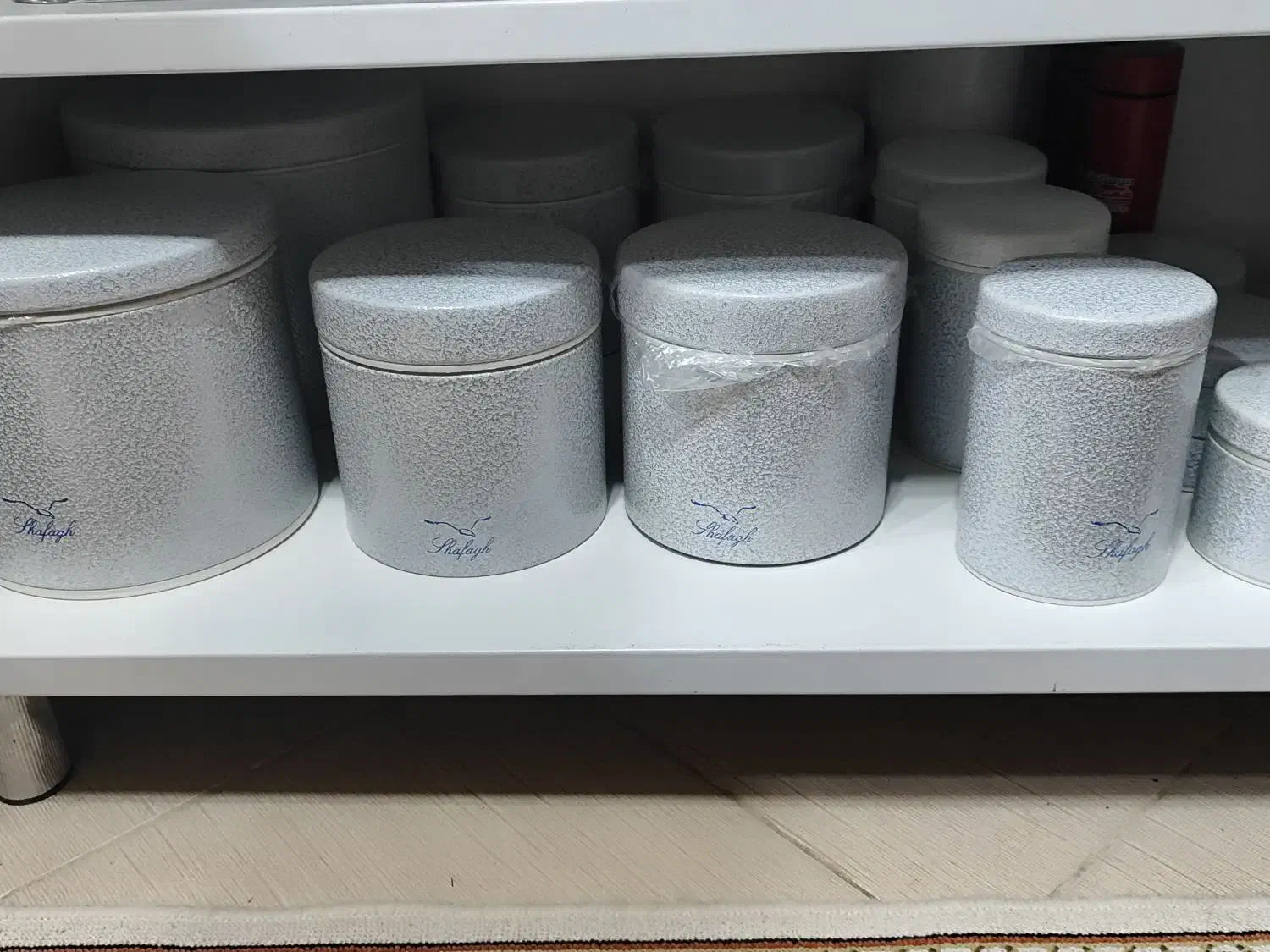 سرویس اورانوس تمیز وشیک|ظروف نگهدارنده، پلاستیکی، یک‌بارمصرف|اراک, |دیوار