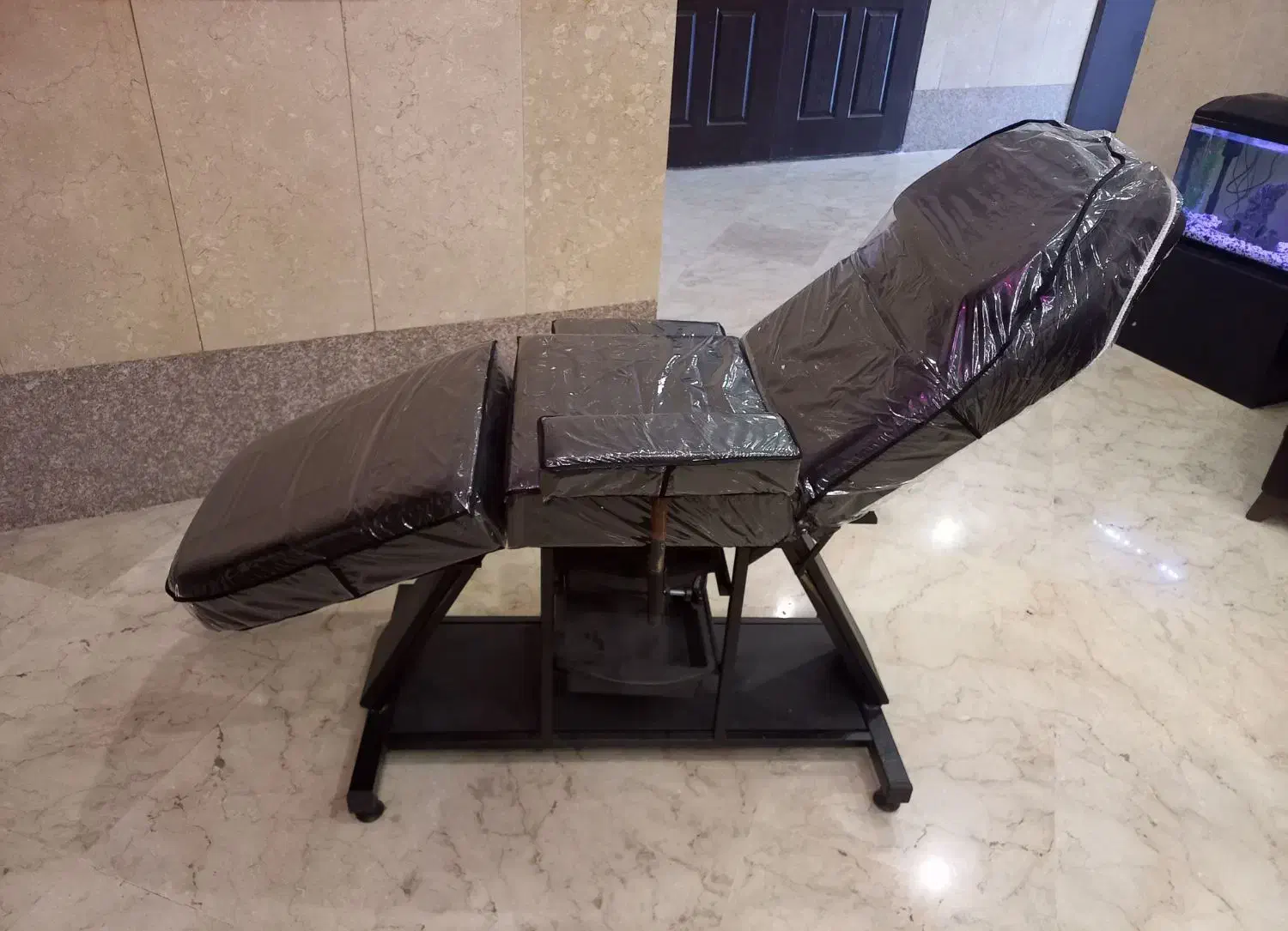 صندلی آرایشی نو|آرایشگاه و سالن‌های زیبایی|فردیس, دهکده|دیوار