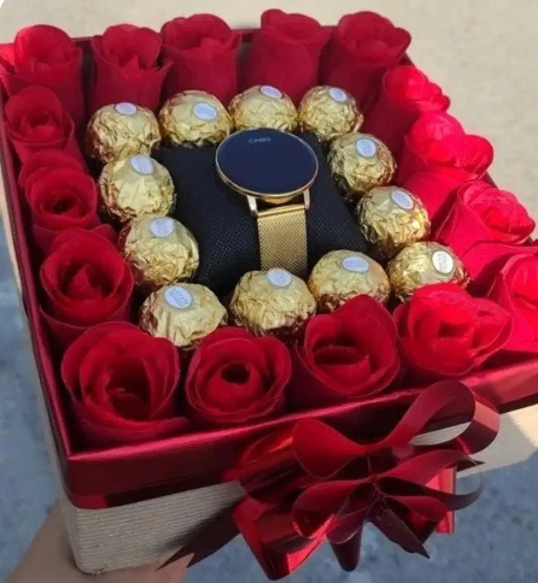 باکس گل و سبد گل هدیه|گل مصنوعی|سیرجان, |دیوار