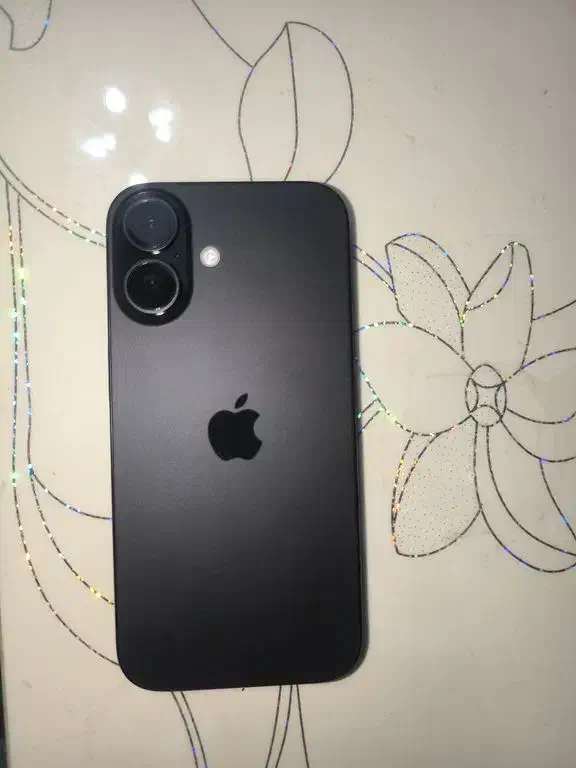 iphone 16 normal|موبایل|قائن, |دیوار