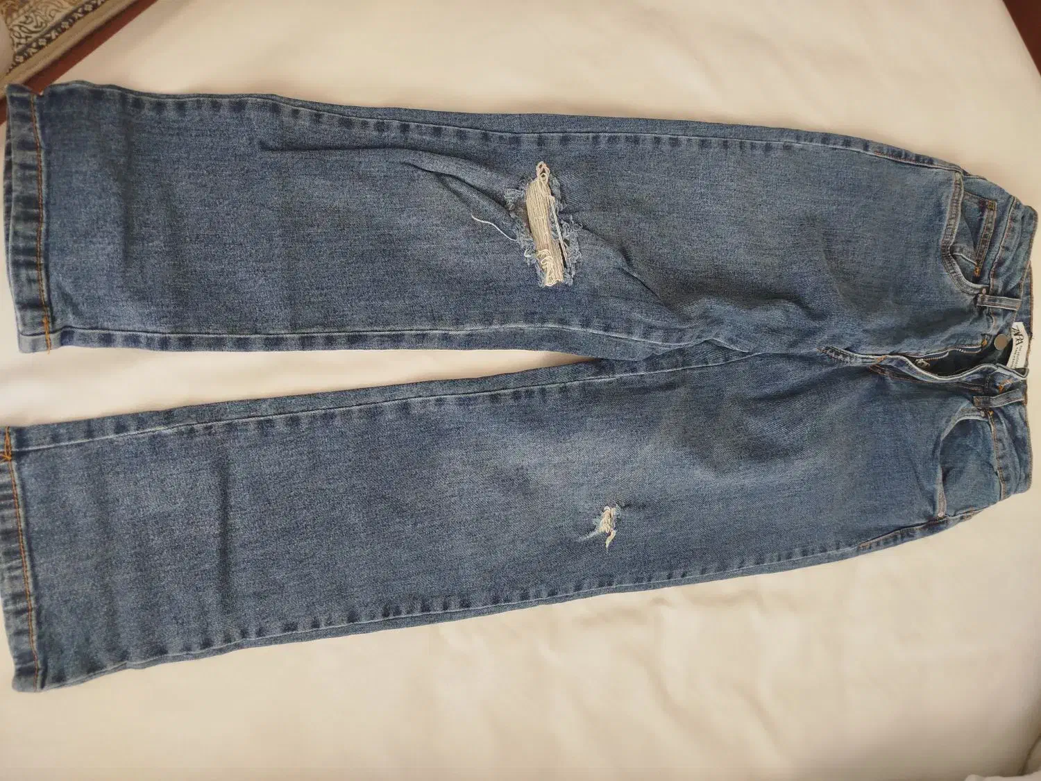 شلوار|لباس|مهاجران, |دیوار