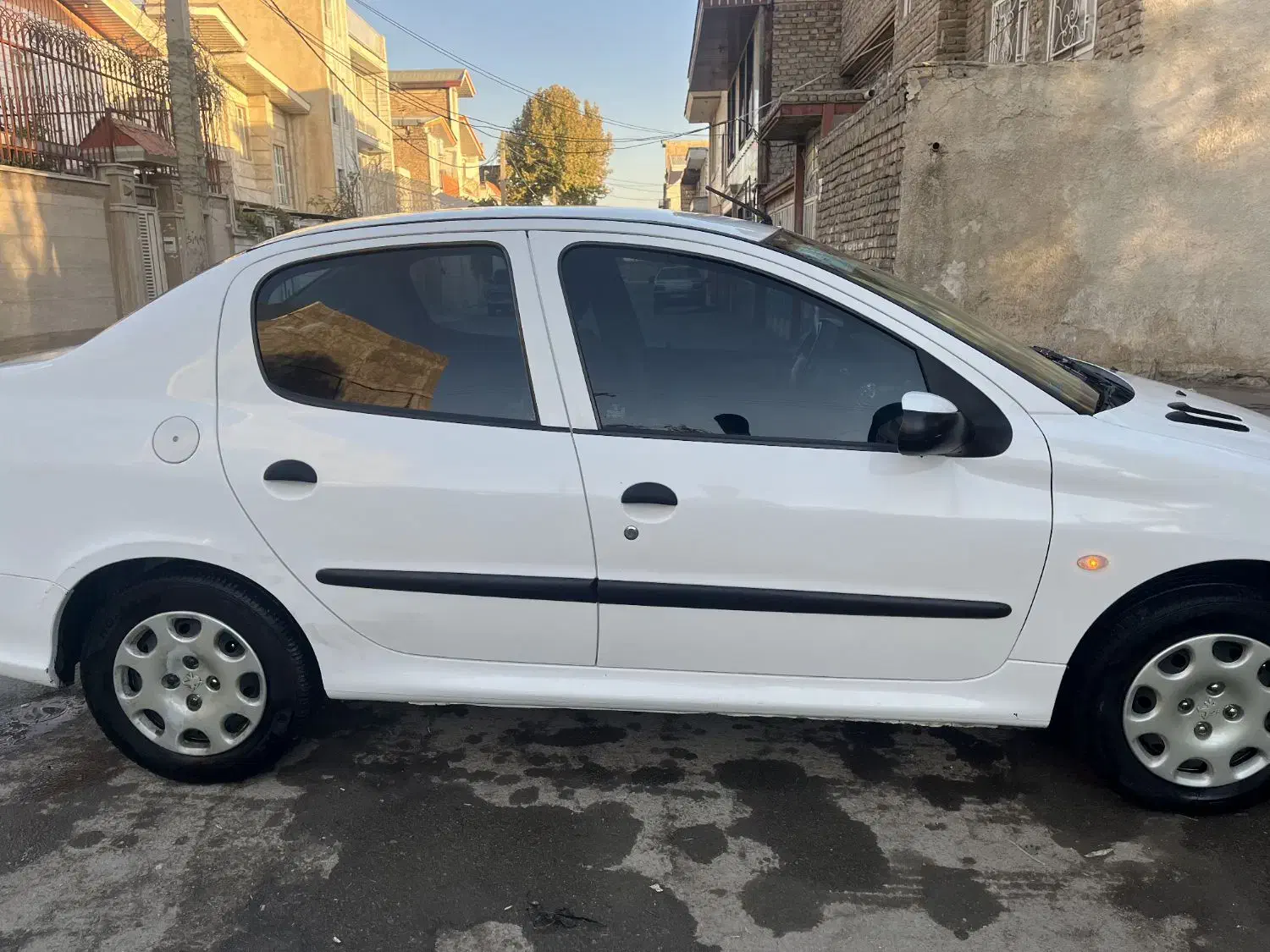 206 sd v8(بدون رنگ)|خودرو سواری و وانت|بروجرد, |دیوار