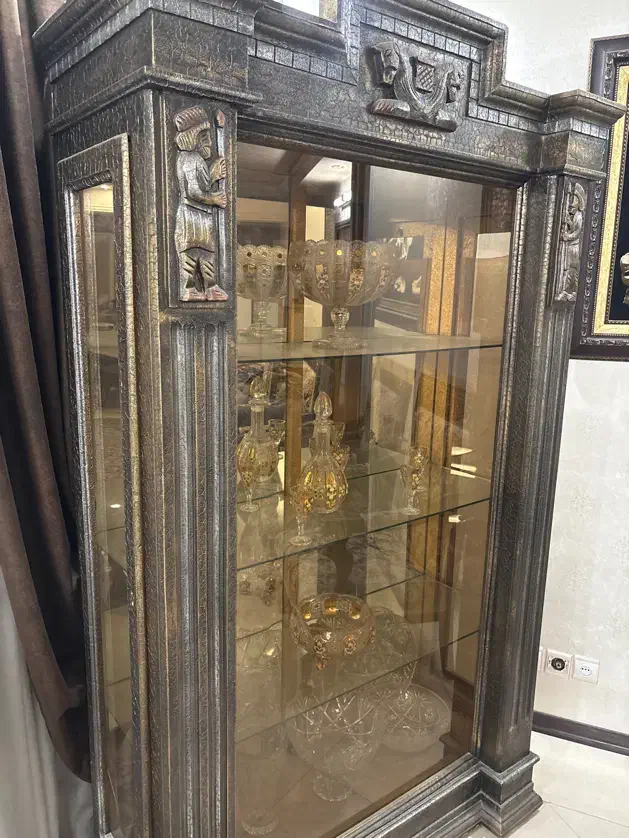 ویترین هخامنشی|بوفه، ویترین، کنسول|اصفهان, شهریار|دیوار