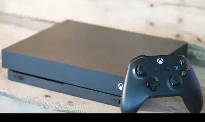 one x بسیار تمیز سالم|کنسول، بازی ویدئویی و آنلاین|اهواز, کوروش|دیوار