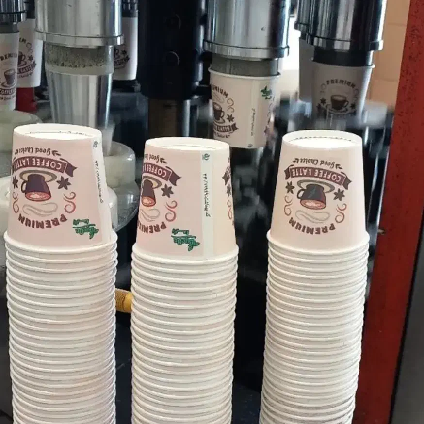 استخدام در کارخانه تولید لیوان کاغذی|استخدام صنعتی، فنی، مهندسی|خمینی‌شهر, |دیوار