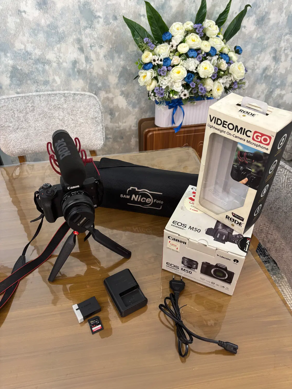 پکیج کامل تولید محتوا و فیلمبرداری Canon EOS M50.|دوربین عکاسی و فیلمبرداری|تهران, بروجردی|دیوار