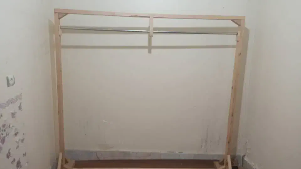 رگال لباس جنس چوب راش|جاکفشی، کمد، دراور|قم, شهدا|دیوار