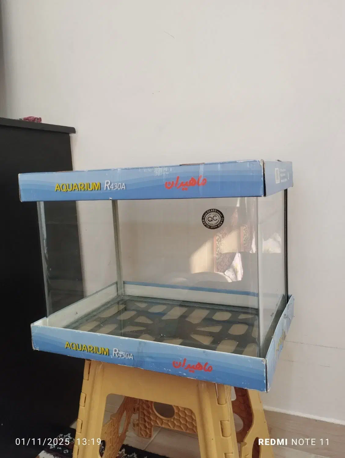 یک عدد آکواریوم شیشه خم|ماهی|لنگرود, |دیوار