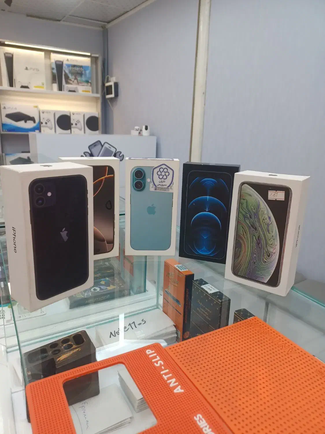 مرکز گوشی های کارکرده و نو نقدو اقساط با ۳ درصد|موبایل|کرج, حصارک پایین|دیوار