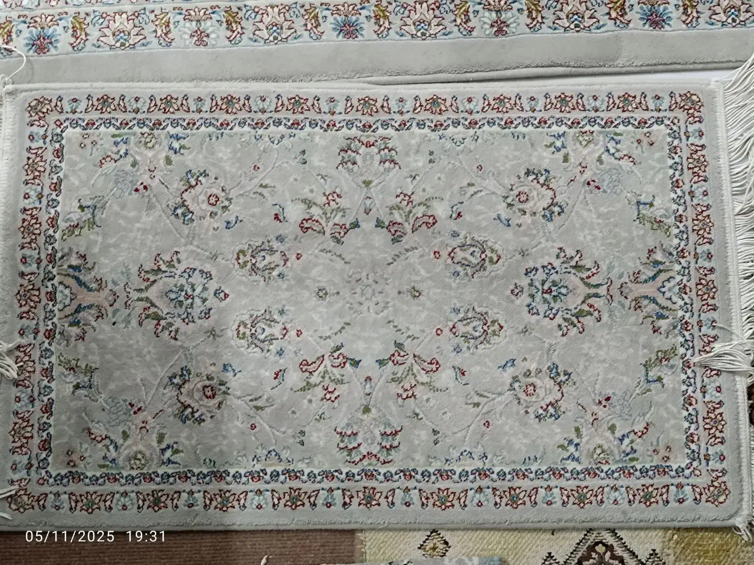 فرش نه متری بادوعددپادری|فرش|اصفهان, فروردین|دیوار