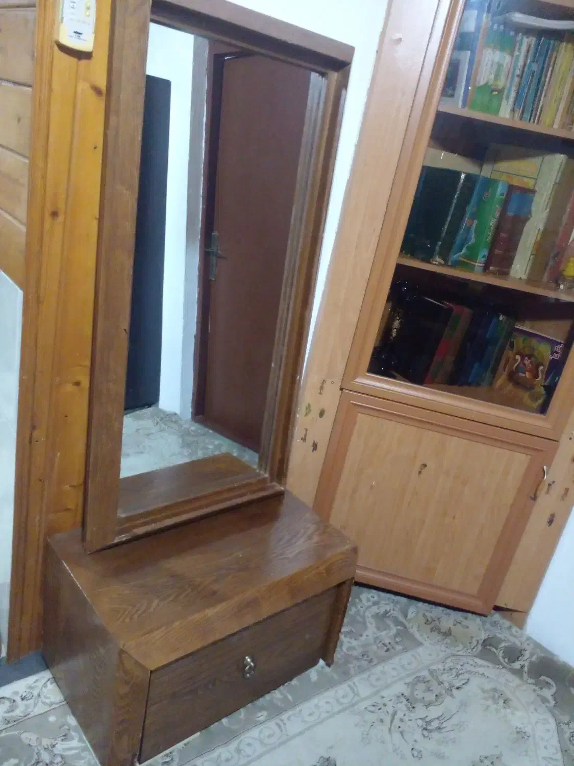 کنسول وآینه خوش رنگ|بوفه، ویترین، کنسول|رویان, |دیوار