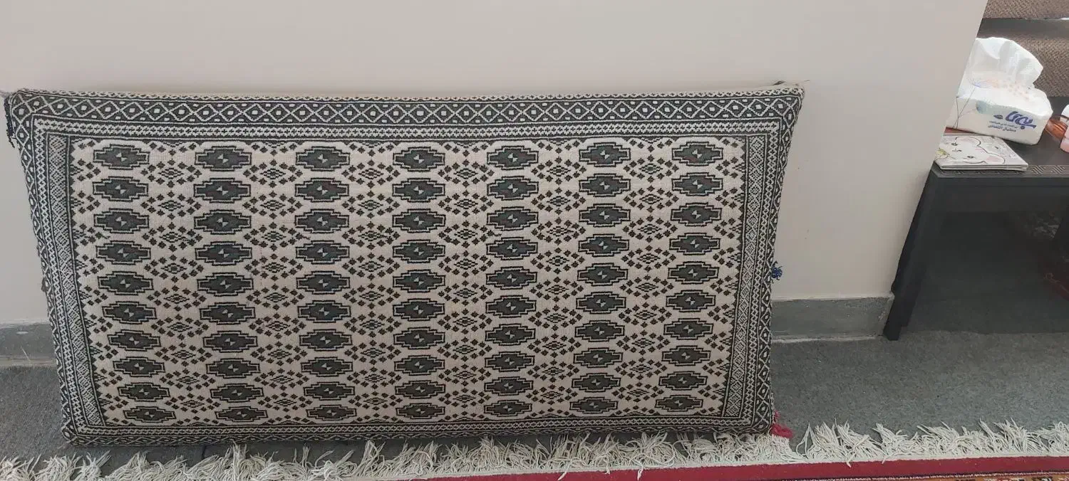 پشتی|پشتی|شاهرود, |دیوار