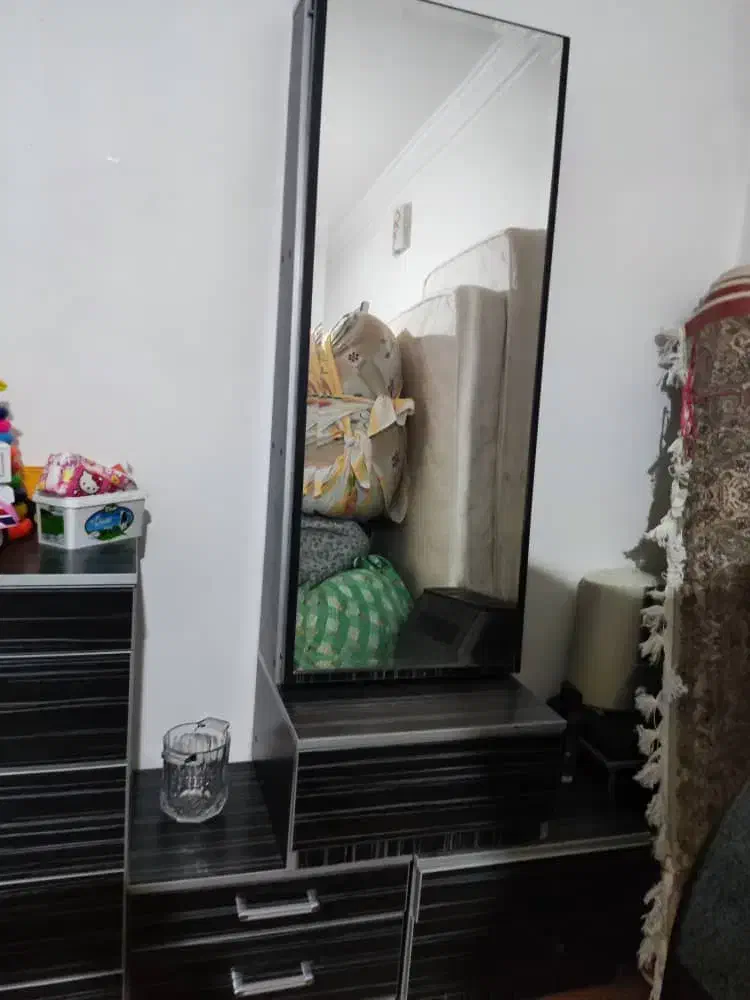 فروش تخت خواب، آینه، دراور و پاتختی تبریز|تخت و سرویس خواب|ایلخچی, |دیوار