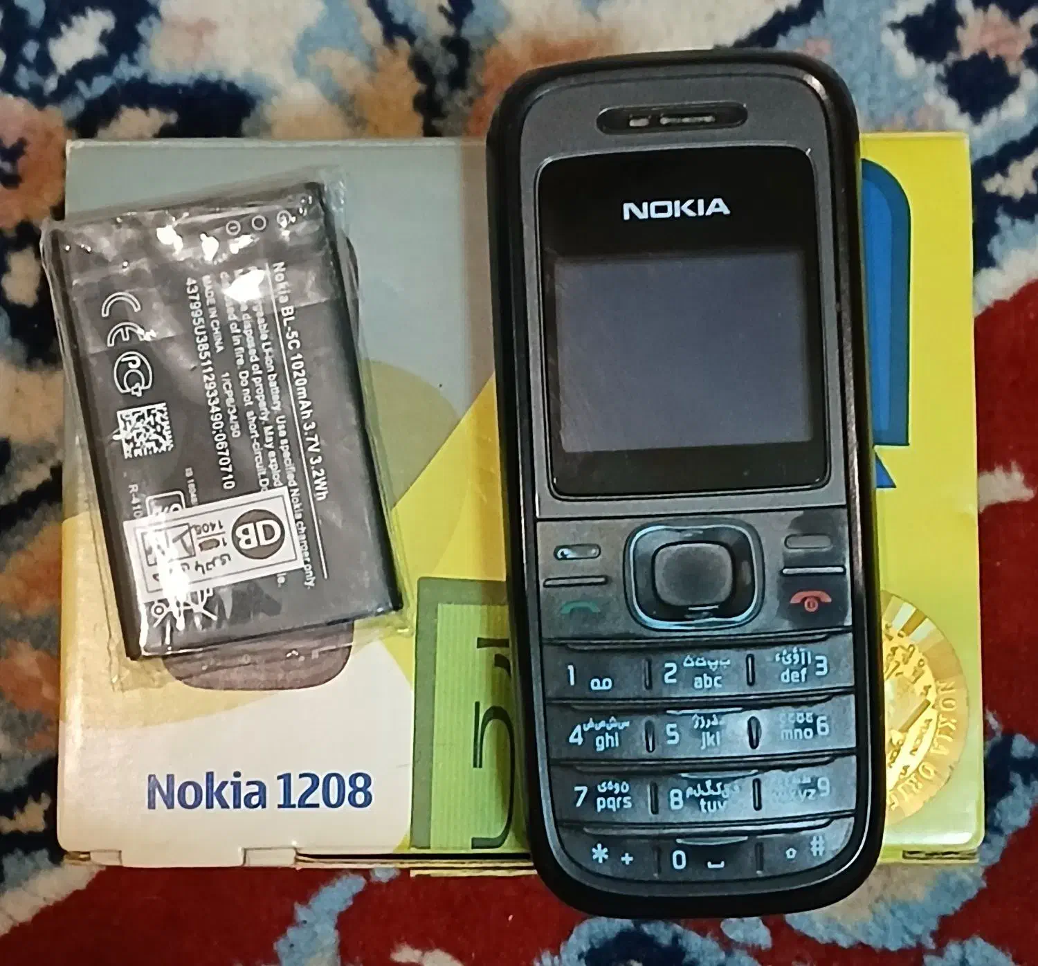 فروش گوشی نوکیا ۱۲۰۸ نوستالوژی قدیمی با جعبه|موبایل|مشهد, هفت تیر (آب و برق)|دیوار