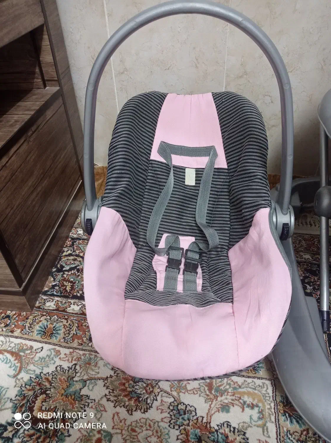 کالسکه و لوازم جانبی|کالسکه و لوازم جانبی|جهرم, |دیوار