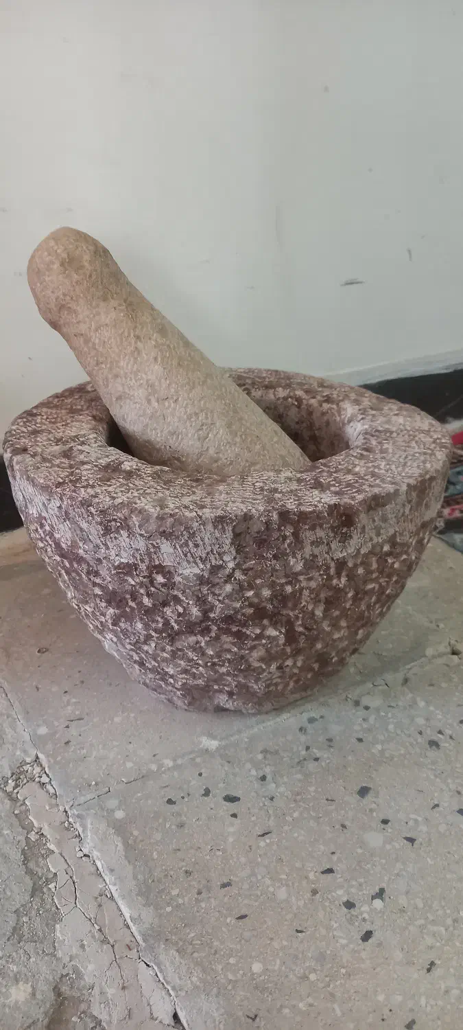 کلکسیون اشیاء عتیقه|کلکسیون اشیاء عتیقه|بروجرد, |دیوار