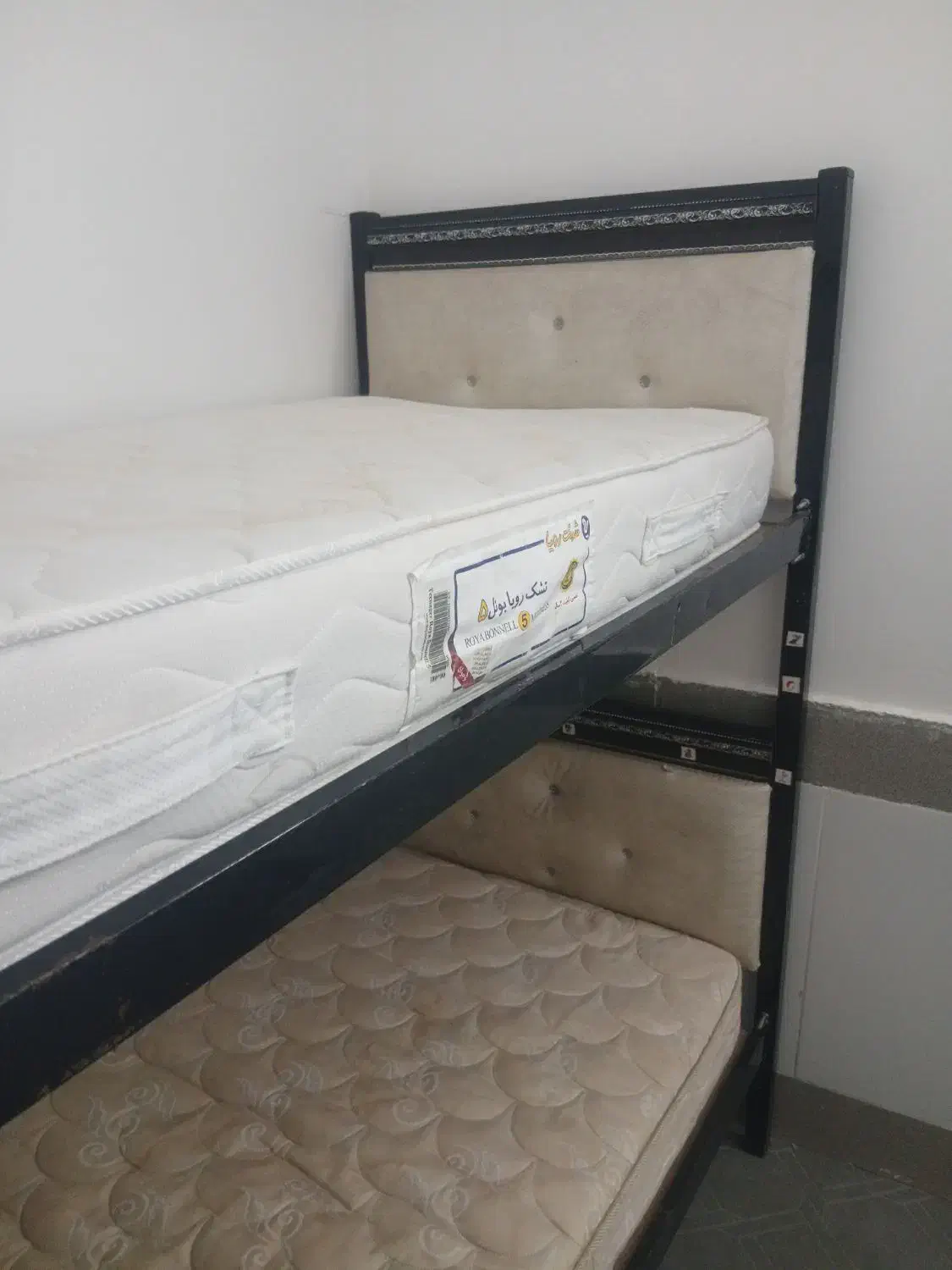 تخت ۲ طبقه|تخت و سرویس خواب|قم, باغ شریفی|دیوار