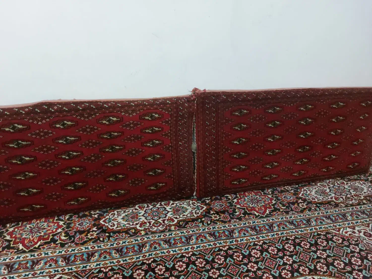 پشتی دست باف|پشتی|مشهد, حسابی جنوبی (شهرک غرب)|دیوار