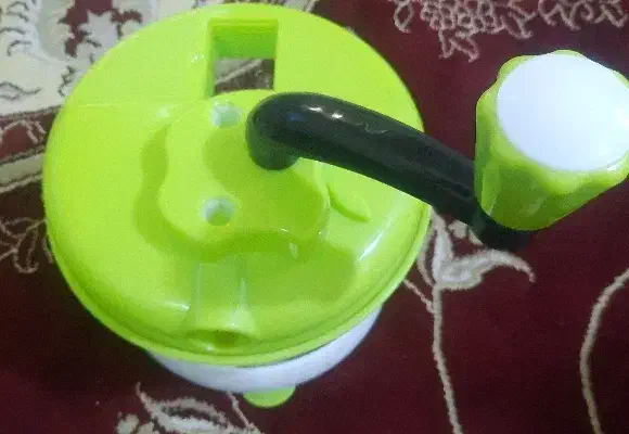 خردکن دستی|خردکن، آسیاب، غذاساز|قم, قلعه کامکار|دیوار